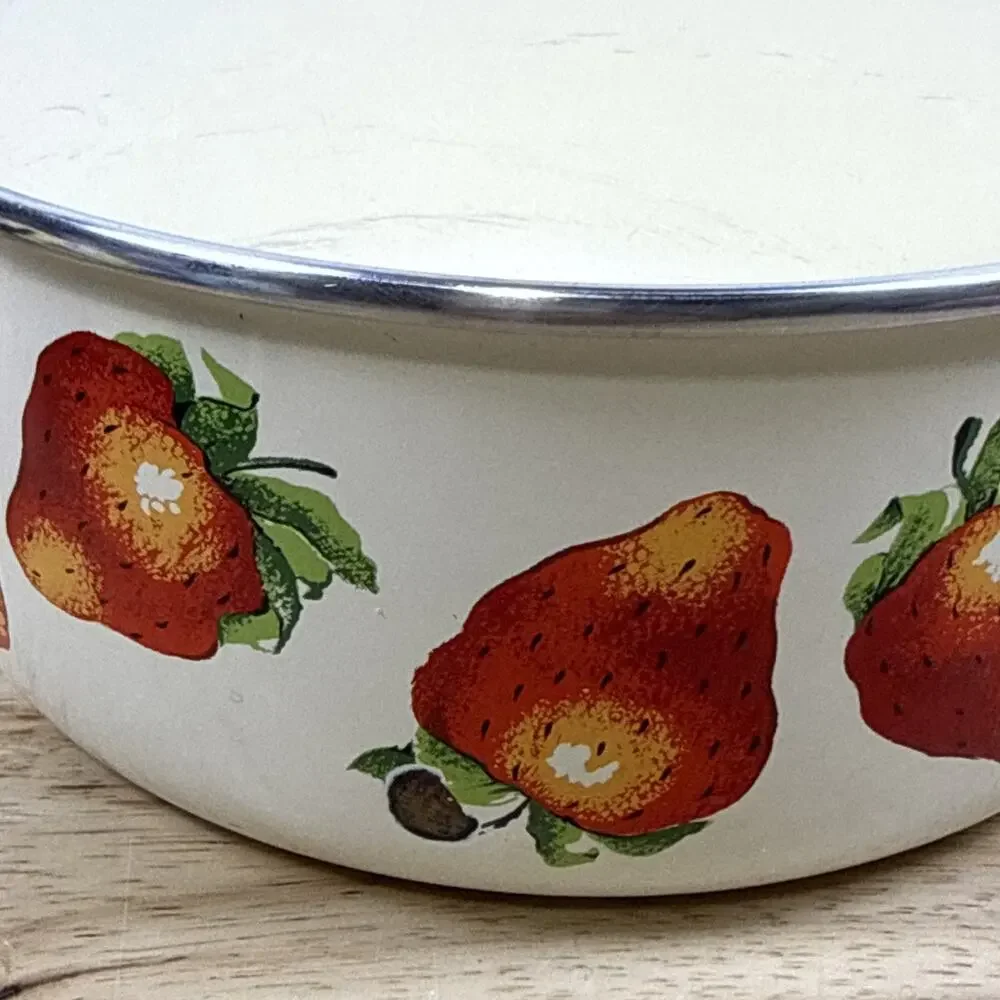 Vintage Kobe Bowls JCPenney Enamelware Strawberry Nesting Bowls Set of 2